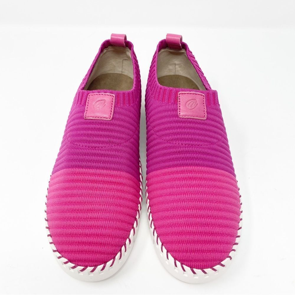 J.Renee @Play Donnia Slip-On Fuchsia Pink Knit Memory Foam Sneakers 7
